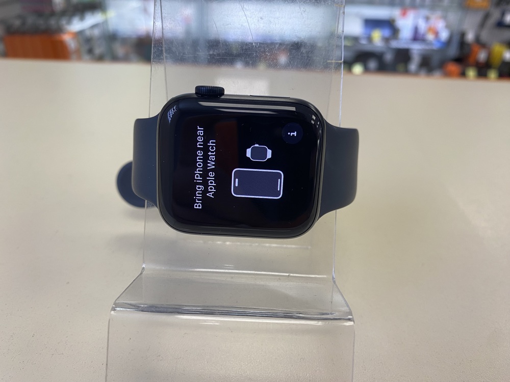 Смарт-часы Apple Watch SE 2022 44mm