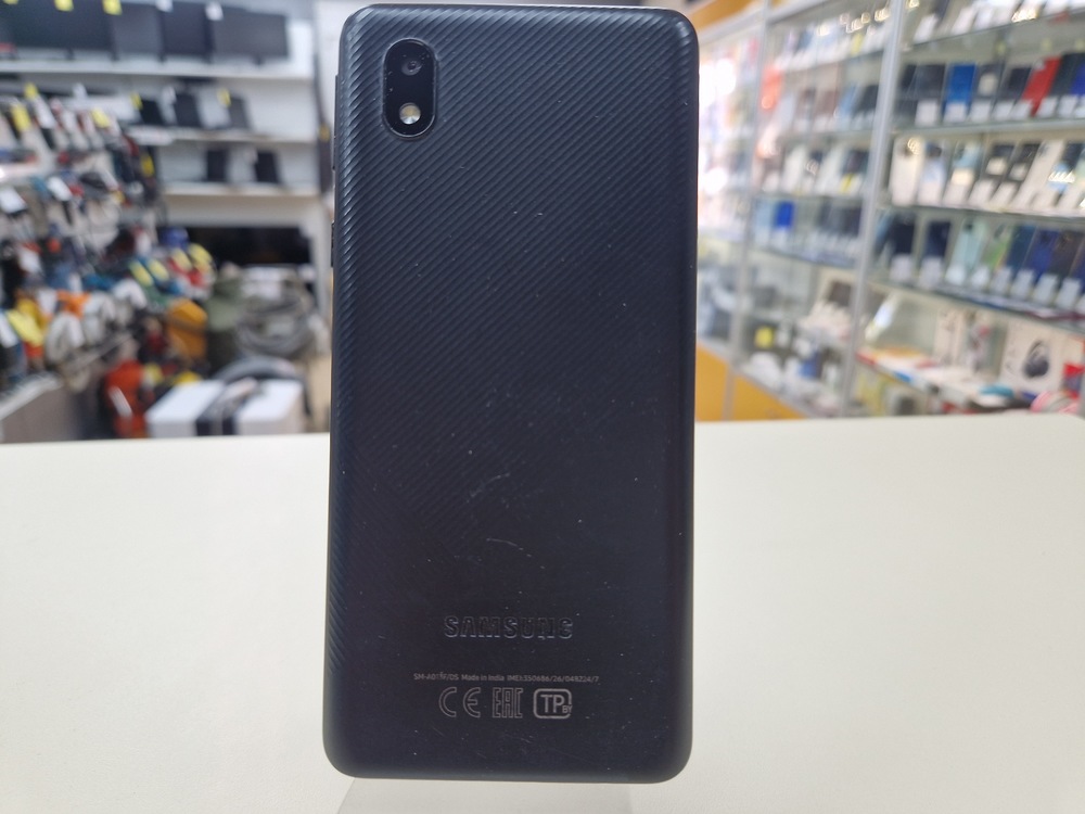 Смартфон Samsung Galaxy A01 Core 2/16