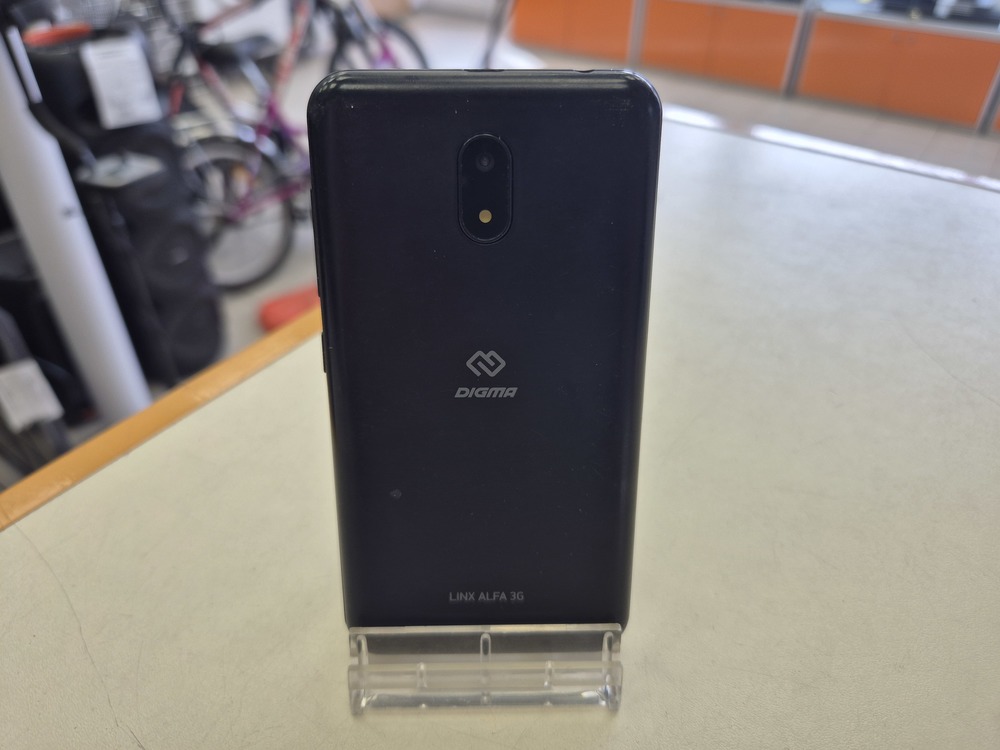 Смартфон Digma Linx Alfa 3G