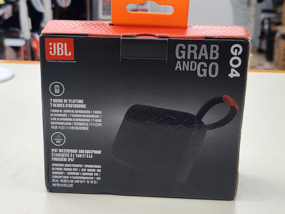Портативная акустика JBL GO 4