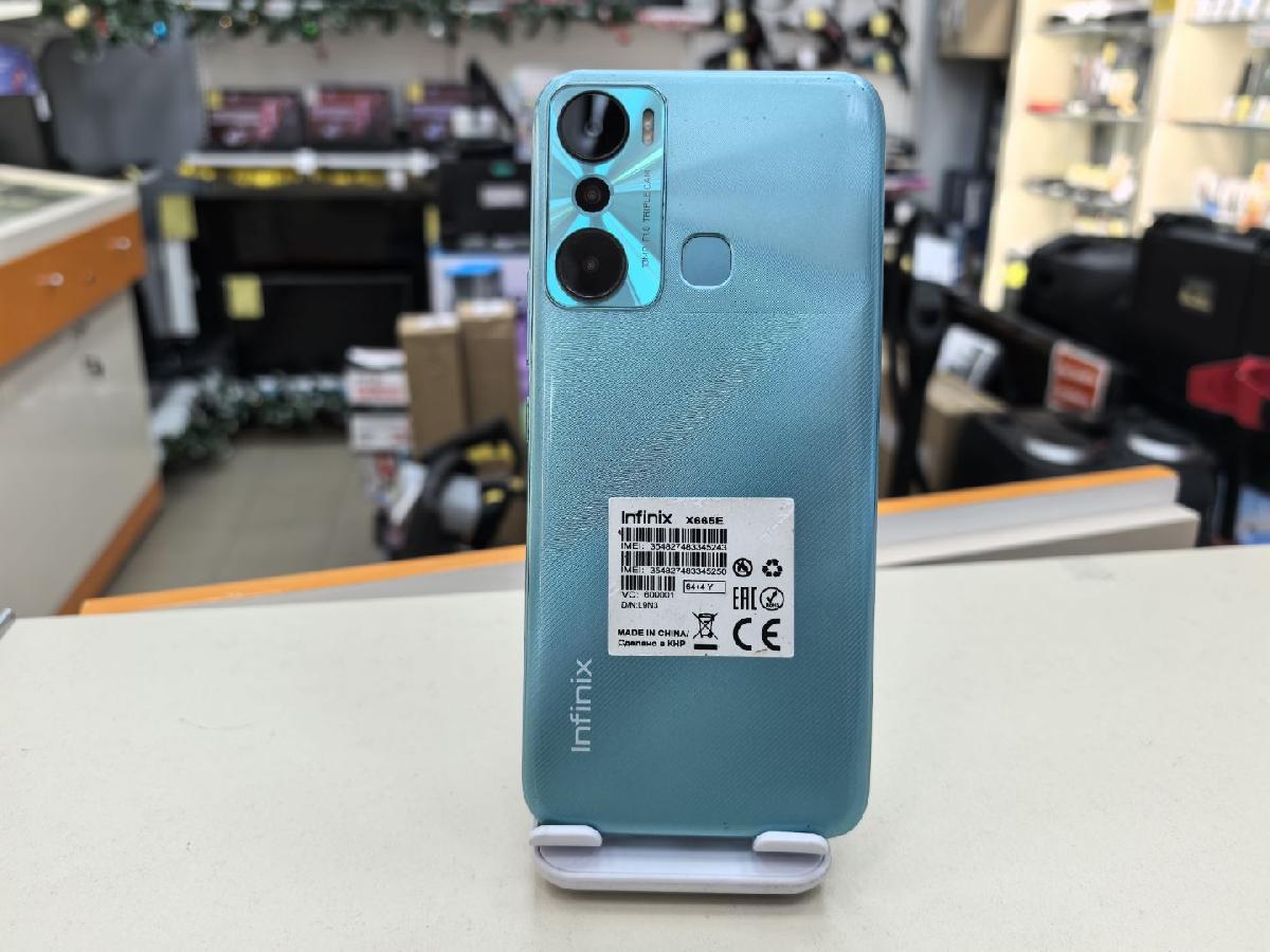 Смартфон Infinix HOT 20i 4/64