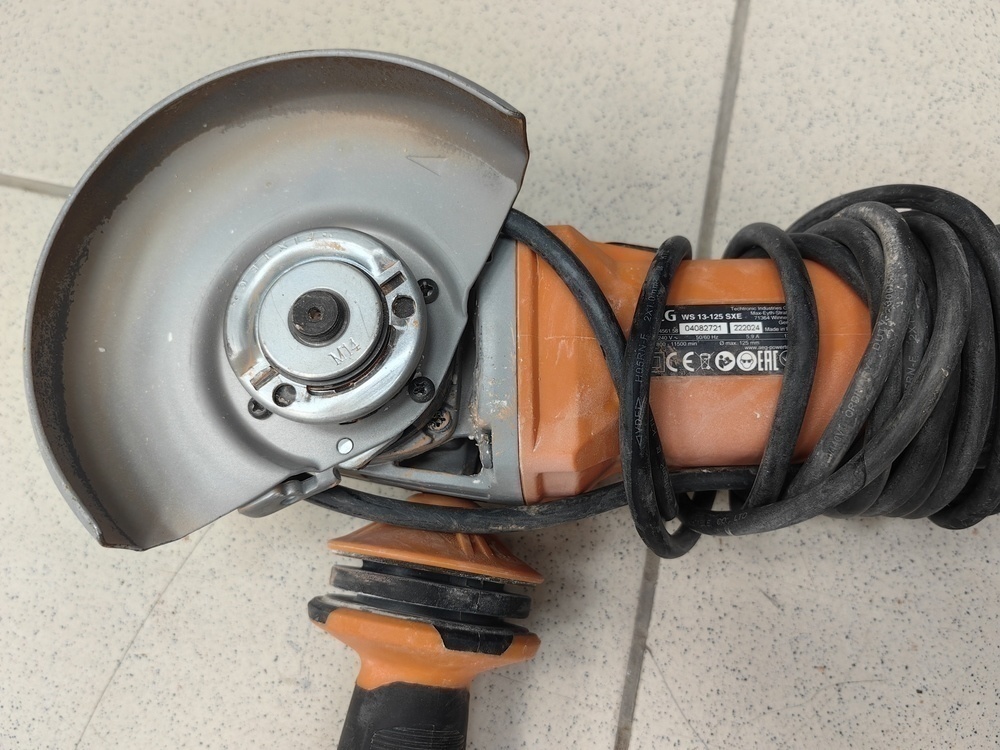 Угловая шлифмашина AEG WS 13-125XE