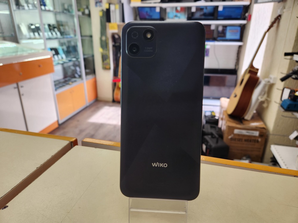 Смартфон WIKO T10