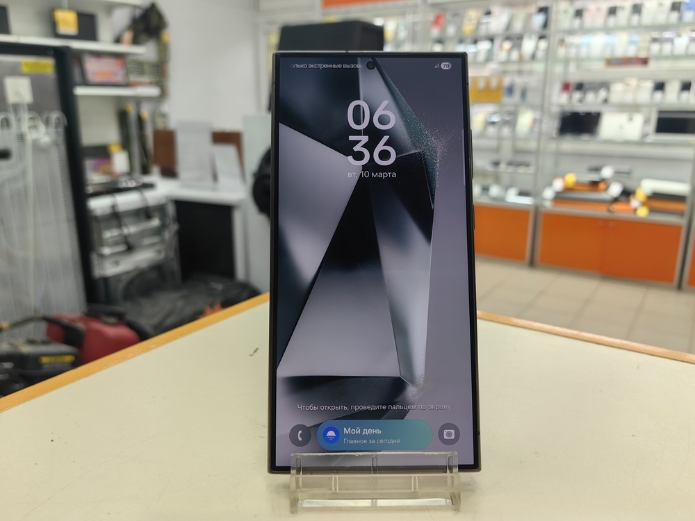 Смартфон Samsung Galaxy S24 Ultra 12/256