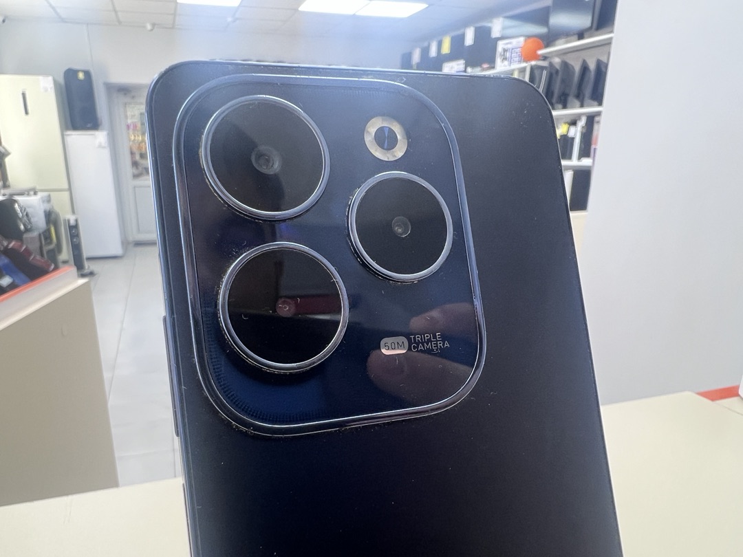 Смартфон Infinix HOT 40 8/256