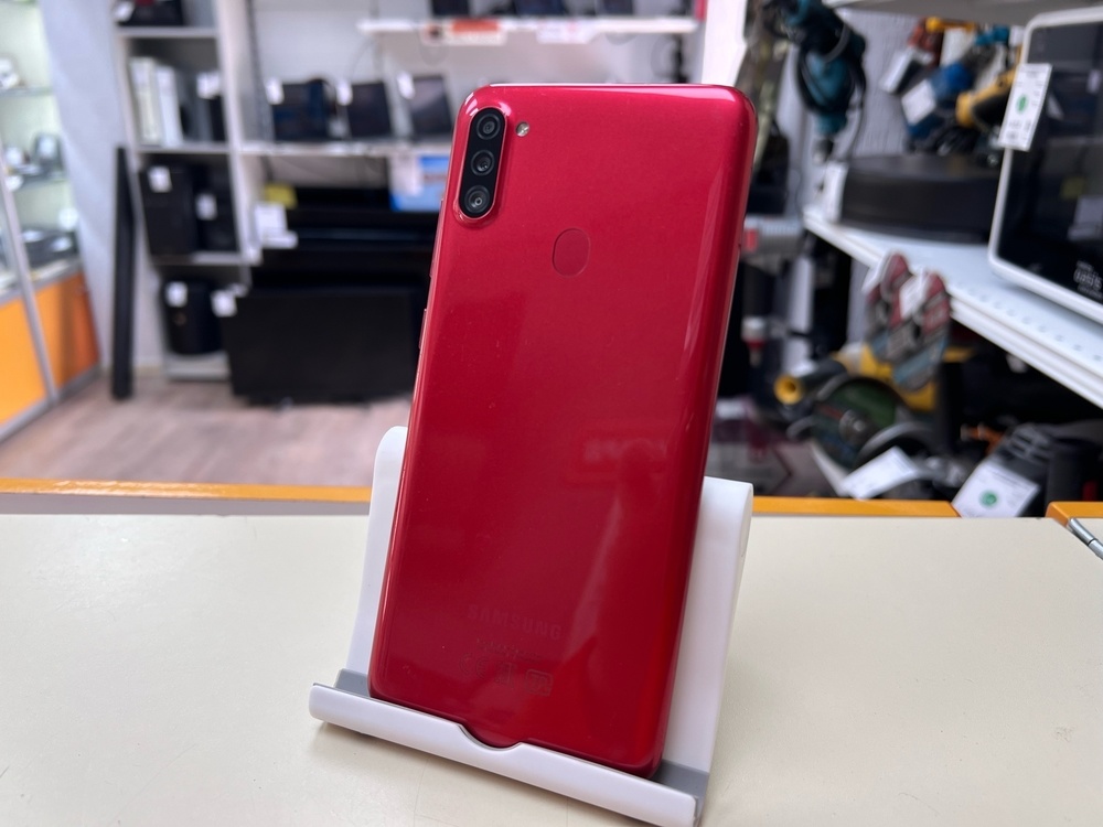 Смартфон Samsung Galaxy A11 2/32