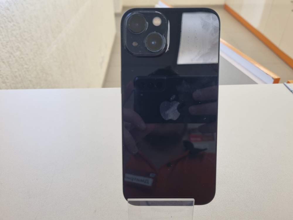 Смартфон Apple iPhone 13 128Gb