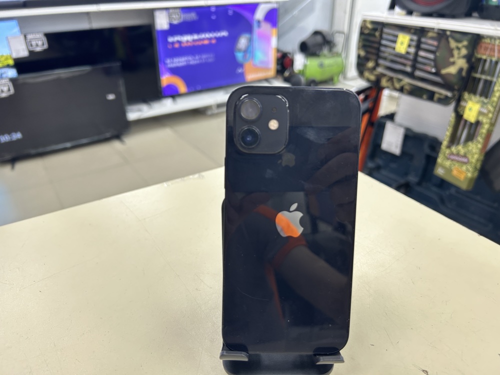 Смартфон Apple iPhone 12 64Gb