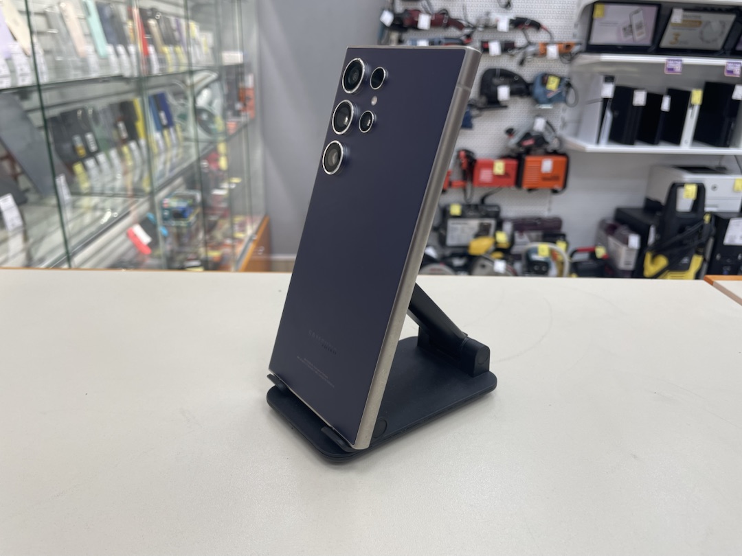 Смартфон Samsung Galaxy S24 Ultra 12/256