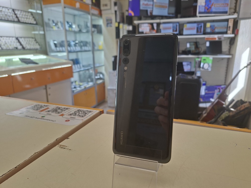 Смартфон Huawei P20 Pro