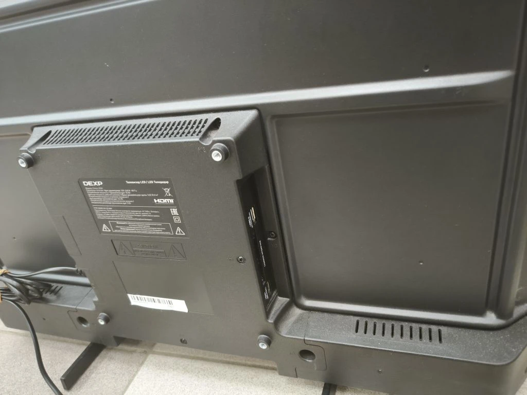 LED Телевизор Dexp F321