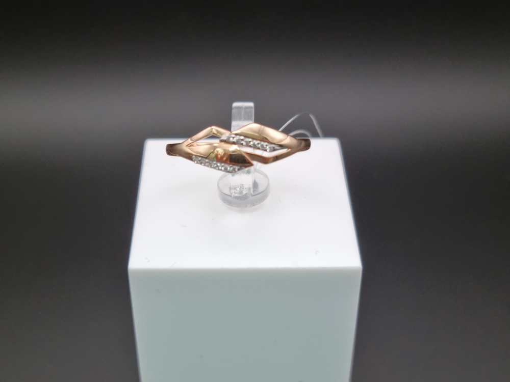 КОЛЬЦО С КАМНЯМИ (Au 585)