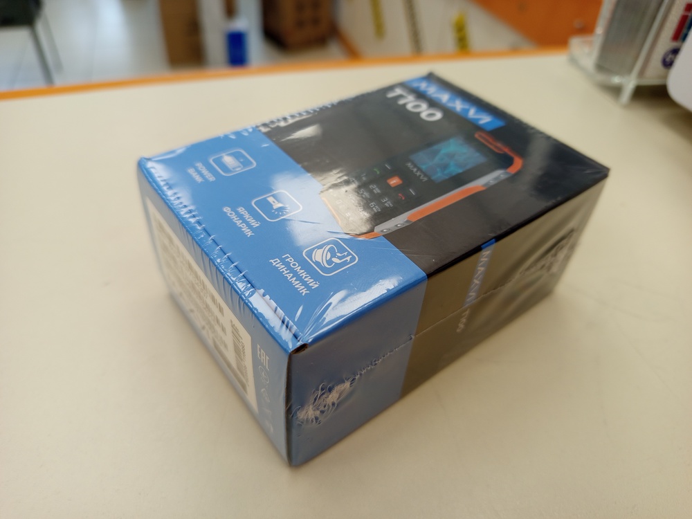 Мобильный телефон Maxvi T100