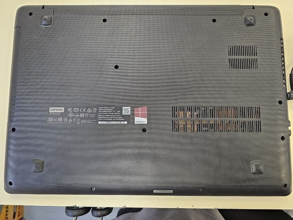 Ноутбук Lenovo IdeaPad 110-15ACL; A4-7210, Radeon R5 M430, 4 Гб, Нет, 500 Гб
