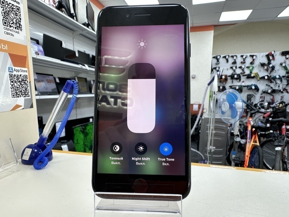 Смартфон Apple Iphone SE 2022 64GB