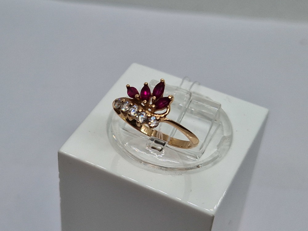 КОЛКМИ585 КОЛЬЦО С КАМНЯМИ (Au 585)