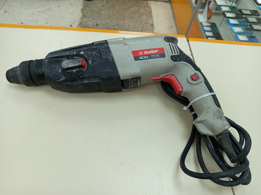 Перфоратор Зубр П-26-800