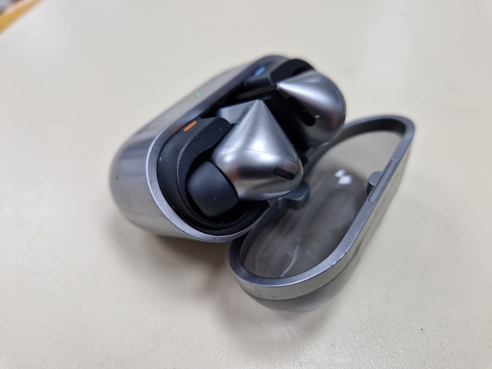Наушники беспроводные Samsung Galaxy Buds 3