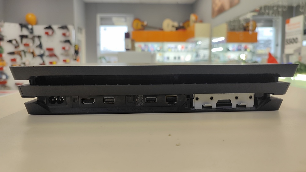 Игровая приставка PlayStation 4 Pro 500GB