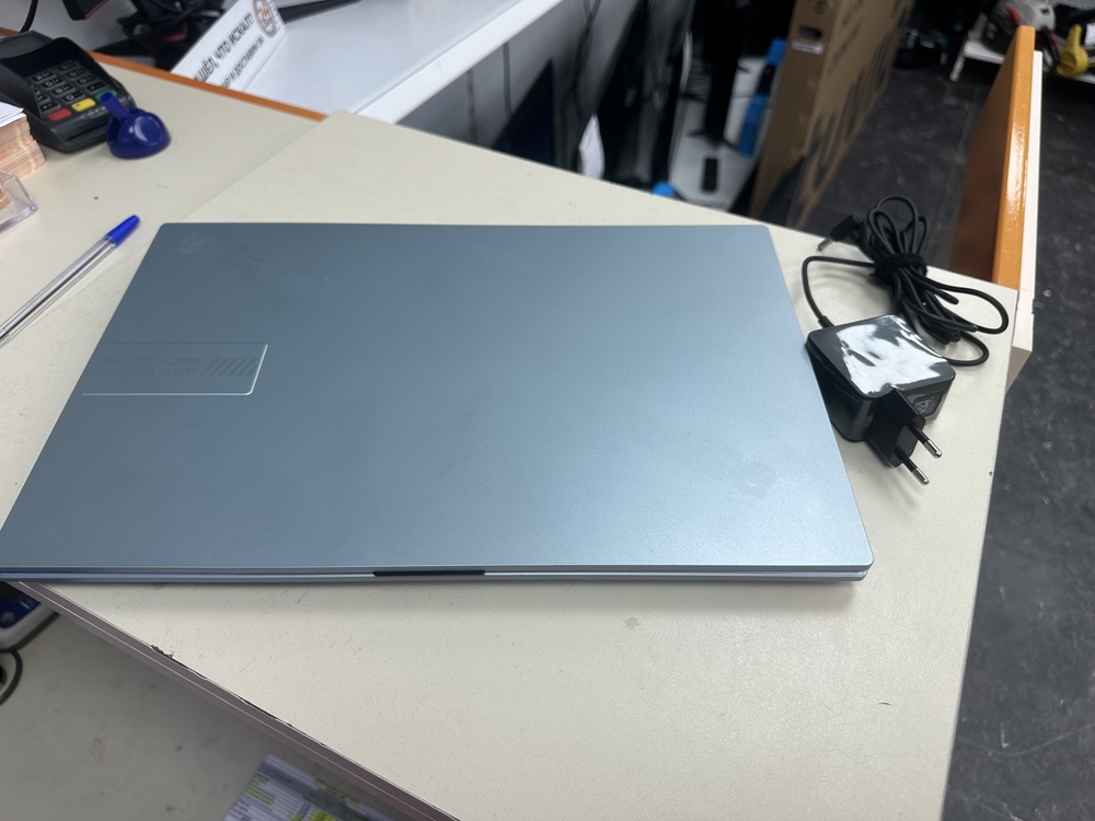 Ноутбук ASUS; Ryzen 5 7520U, AMD Radeon (TM) Graphics, 8 Гб, 500 Гб, Нет