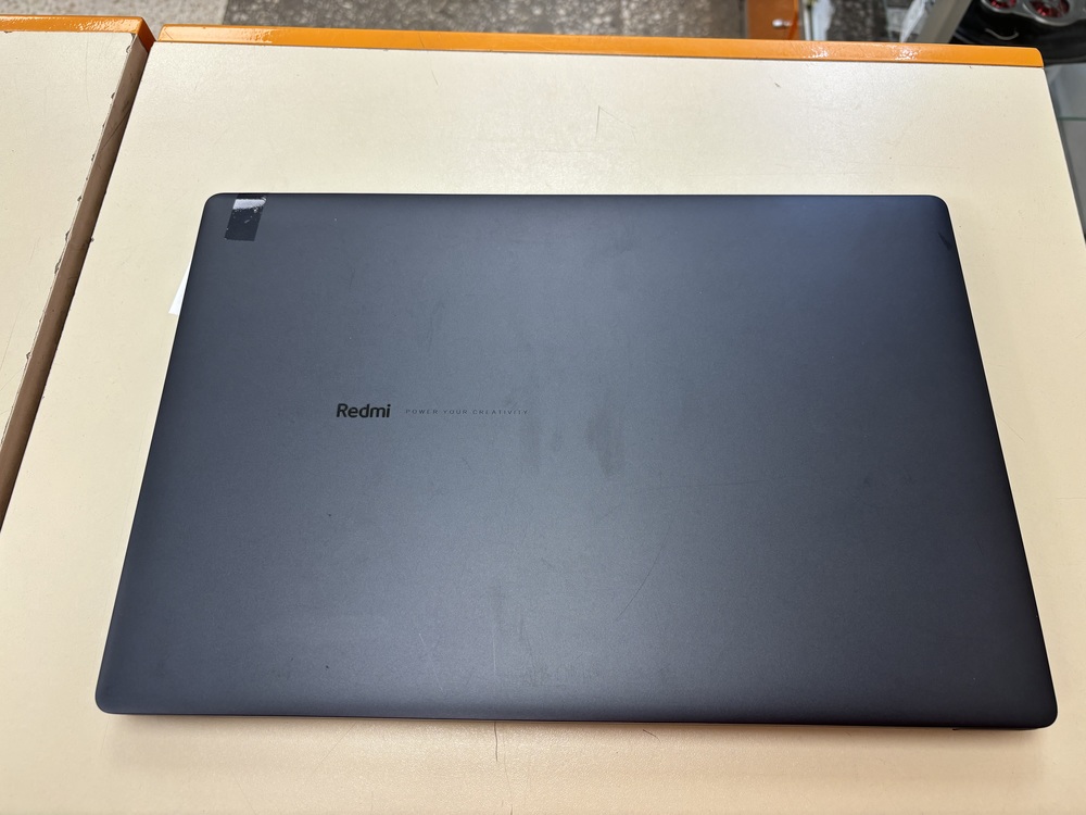 Ноутбук Xiaomi redmibook 15 xma2101-bn; I3-1115G4, HD Graphics, 8 Гб, 250 Гб, Нет