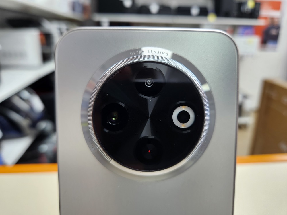 Смартфон Tecno SPARK 30C 8/256