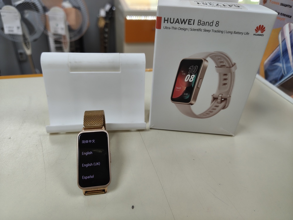 Смарт-часы Huawei BAND 8