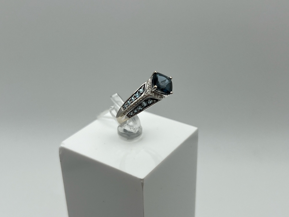 КОЛЬЦО БРИЛЛИАНТ Au 585