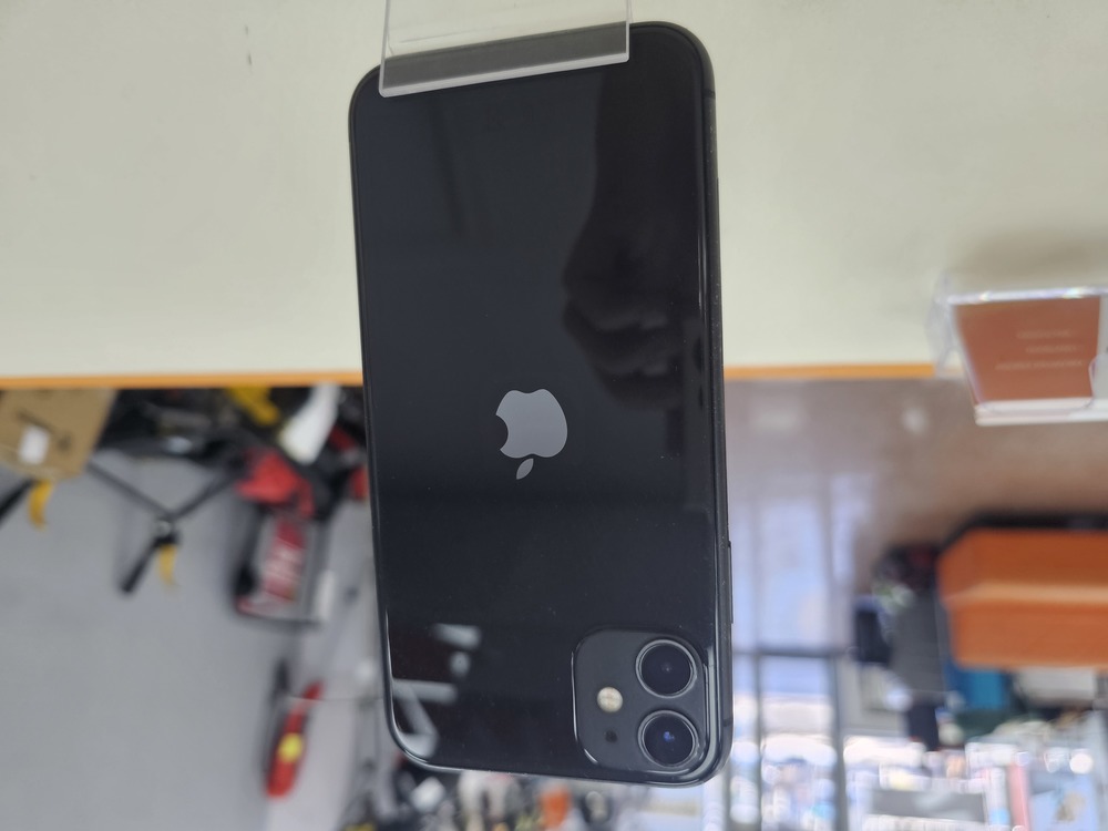 Смартфон Apple iPhone 11 128Gb