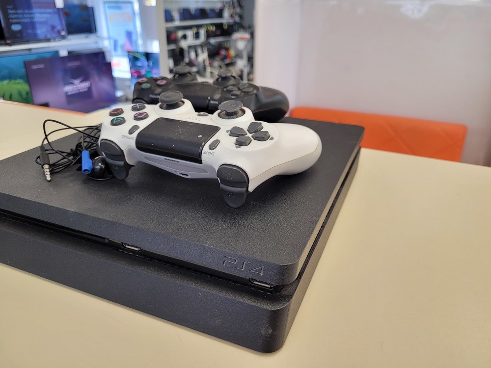 Игровая приставка PlayStation 4 Slim 1Tb Игровая приставка PlayStation 4 Slim 1Tb