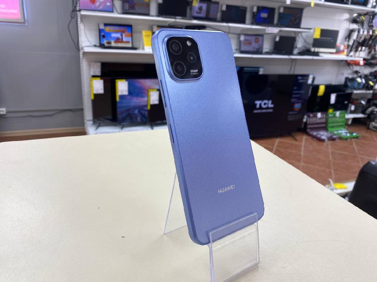 Смартфон Huawei Nova Y61 4/128