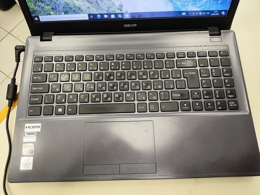 Ноутбук Dexp CLV-670-SB; Core i7-4710MQ, GeForce 940M, 8 Гб, 120 Гб, 1 Tb