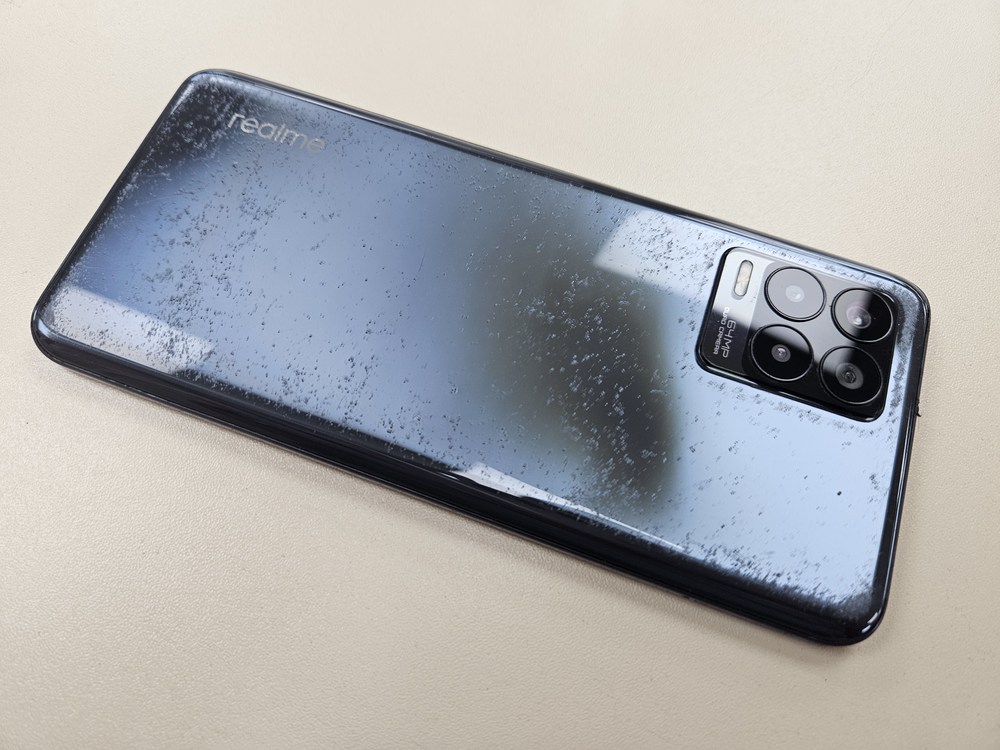 Смартфон Realme 8 6/128