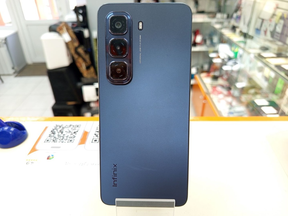Смартфон Infinix HOT 50 8/128