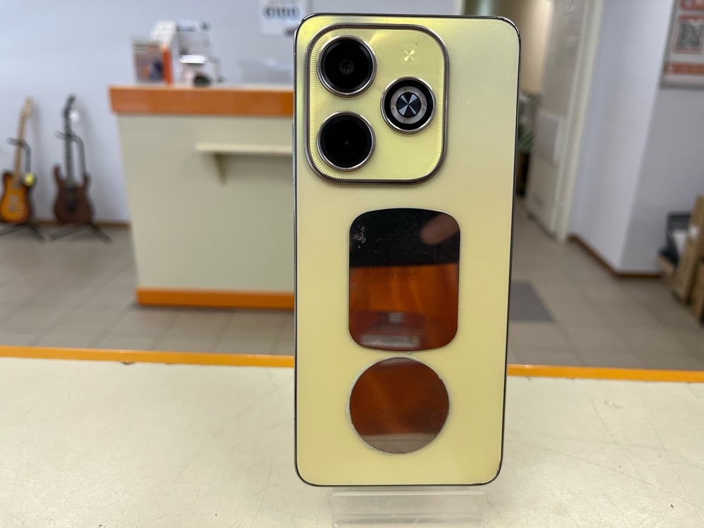 Смартфон Infinix HOT 40i 4/128