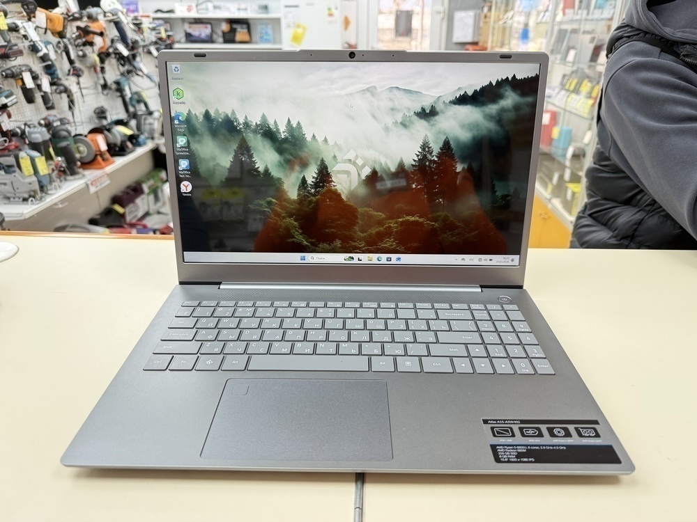 Ноутбук Dexp Atlas A15-A5W402; Ryzen 5 6600H, AMD Radeon (TM) Graphics, 8 Гб, 256 Гб, Нет