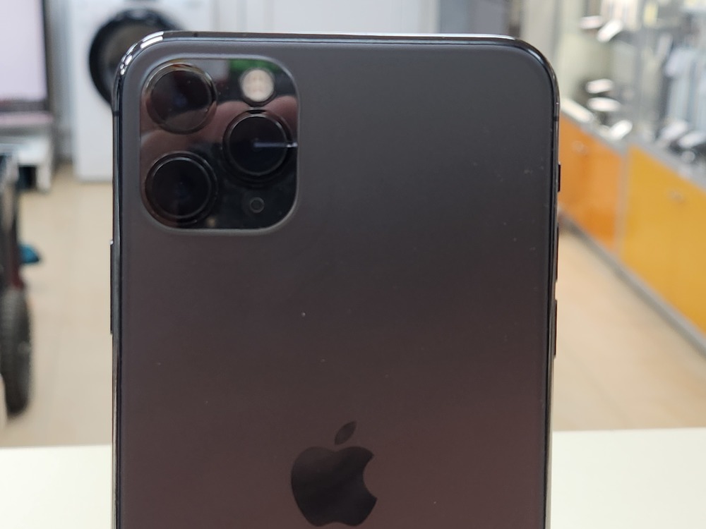 Смартфон Apple iPhone 11 Pro Max 64Gb