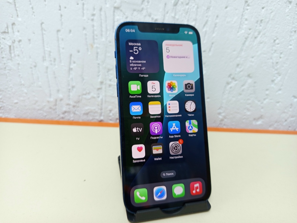Смартфон Apple iPhone 12 64Gb