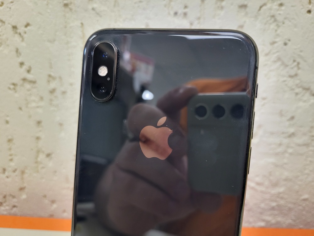 Смартфон Apple iPhone Xs 256Gb