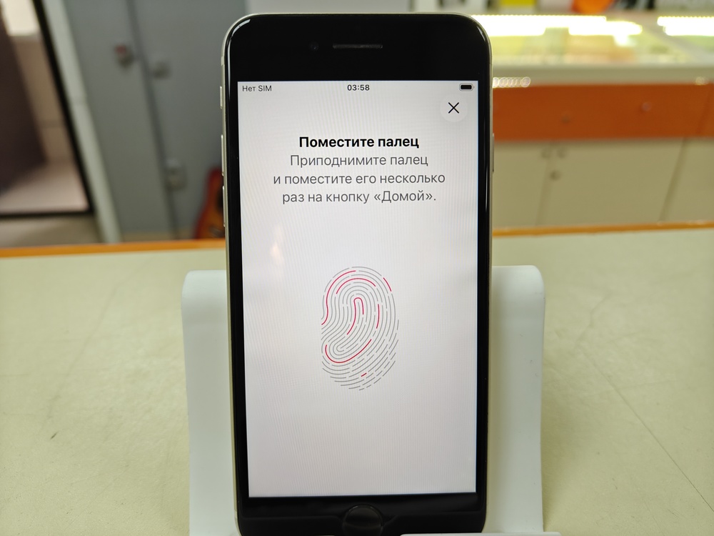 Смартфон Apple Iphone SE 2022 64GB