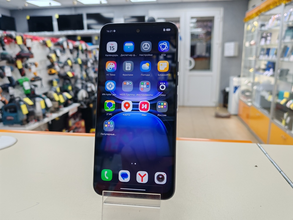 Смартфон Tecno Spark 40C 4/128