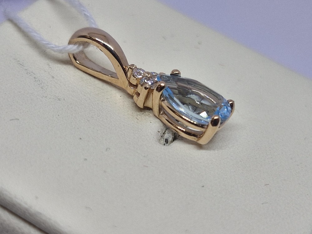 ПОДВЕСКА С КАМНЯМИ (Au 585)