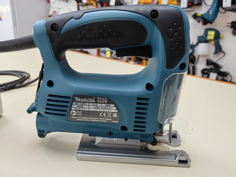 Лобзик Makita 4329X1