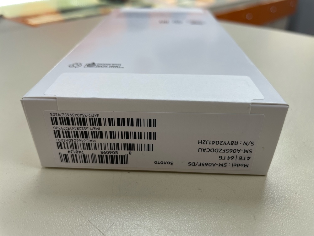 Смартфон Samsung Galaxy A06 4/64