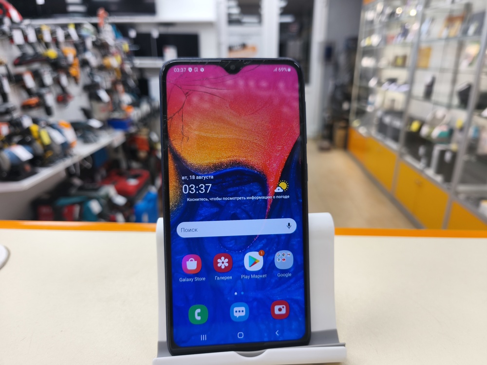 Смартфон Samsung Galaxy A10 2/32