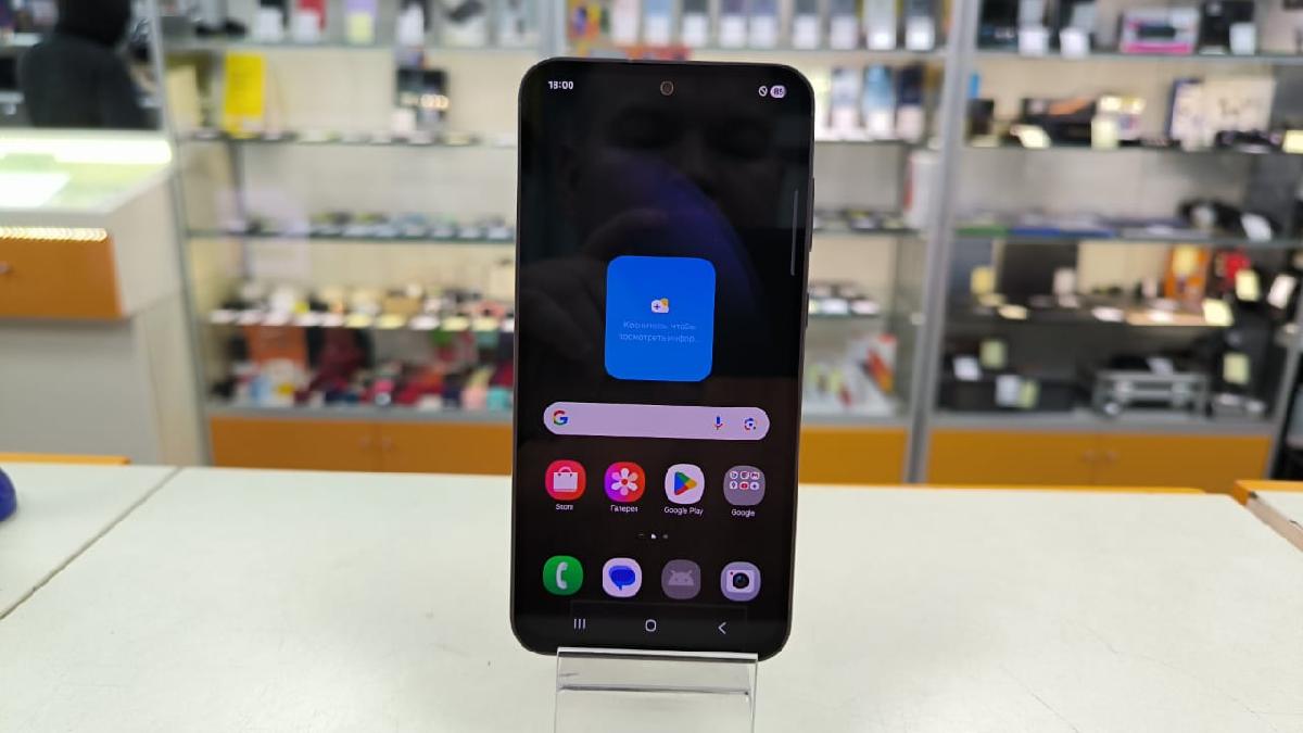 Смартфон Samsung Galaxy S23 FE 8/256