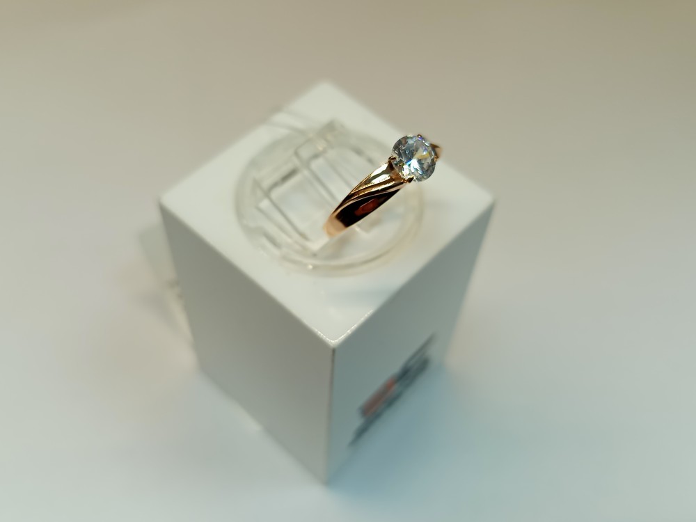 КОЛЬЦО С КАМНЕМ (Au 585)