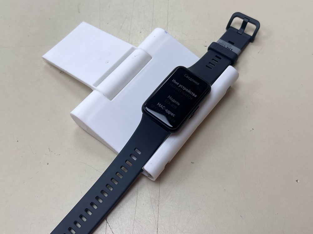 Смарт-часы Huawei Watch FIT