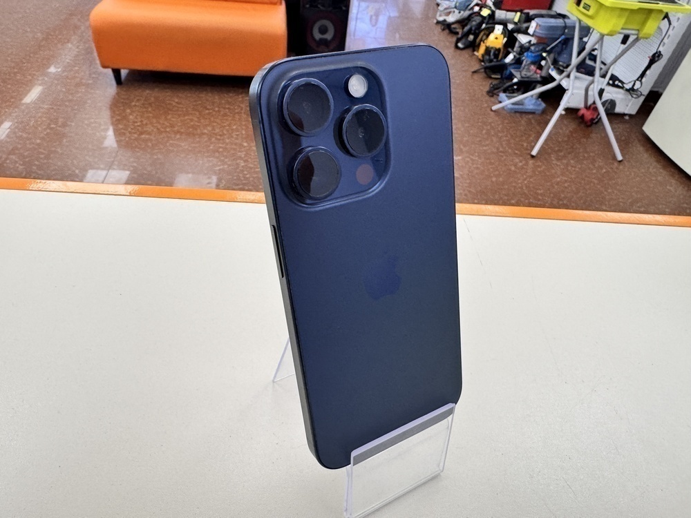 Смартфон Apple Iphone 15 Pro 128Gb