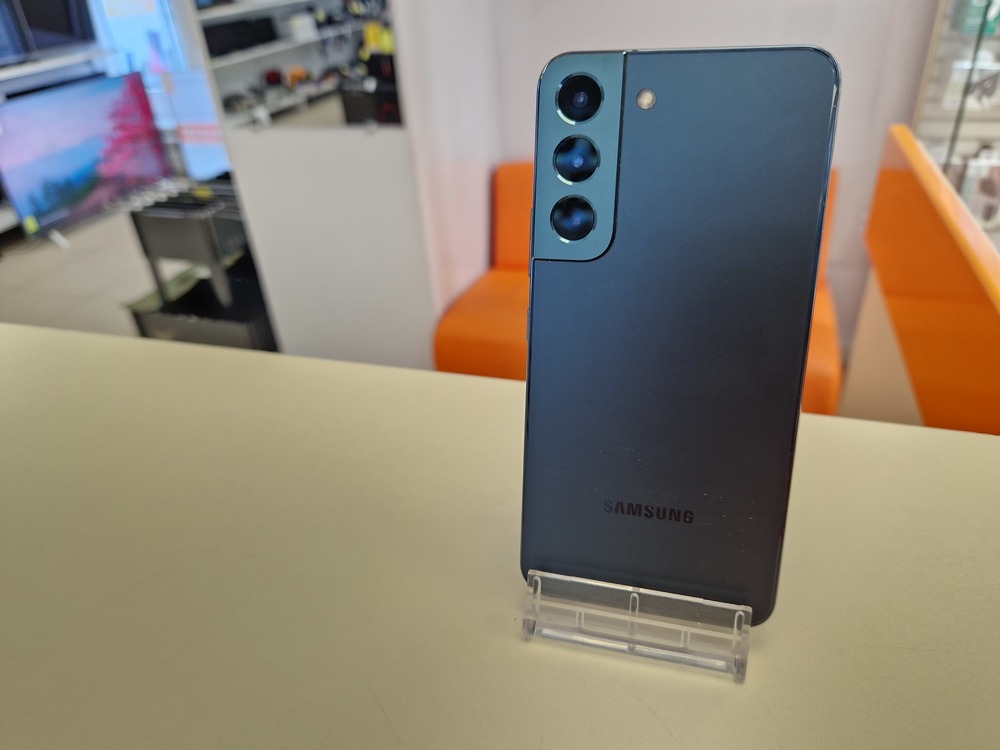 Смартфон Samsung Galaxy S22 8/128